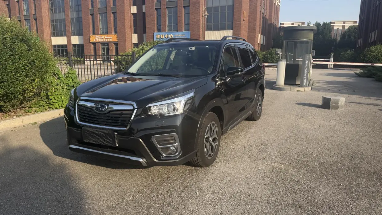 FORESTER 2021 2.0i Deluxe Edition EyeSight