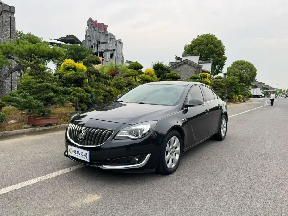 Regal 2015 2.0L leading fashion model
