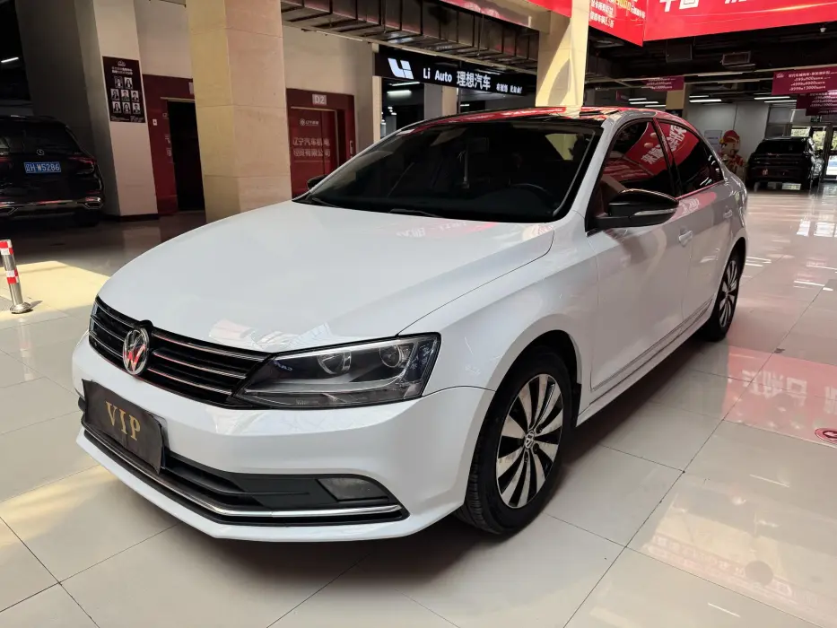 Sagitar 2015 1.6L automatic comfort model