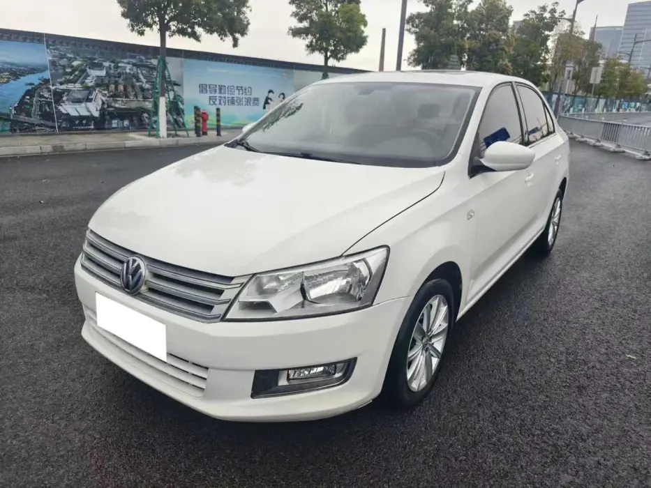 Santana 2013 1.6L automatic luxury version