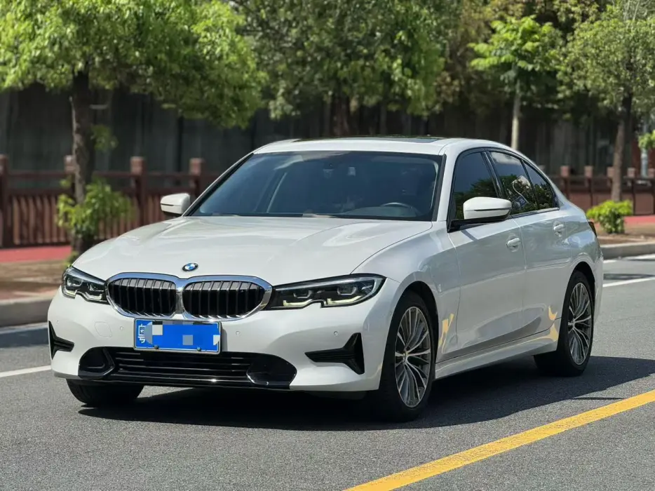 BMW 3 Series 2020 320i Sports Package