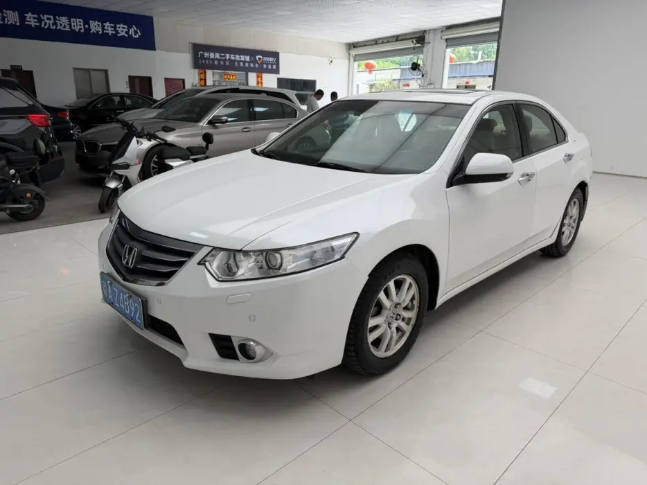 Sibo Rui 2013 2.0L Premium Edition