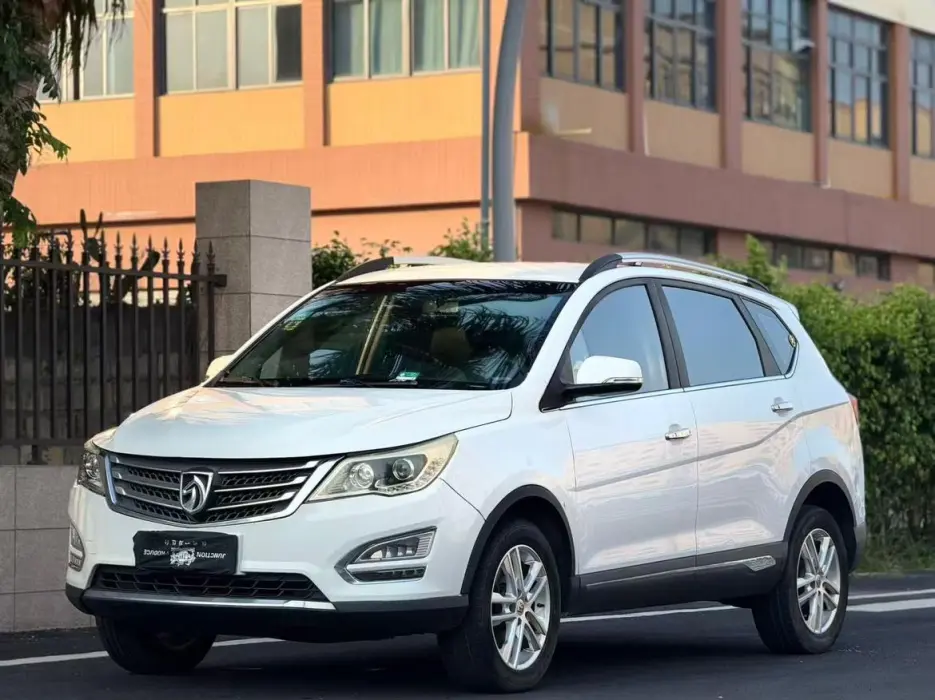 Baojun 560 2016 1.8L iAMT Elite
