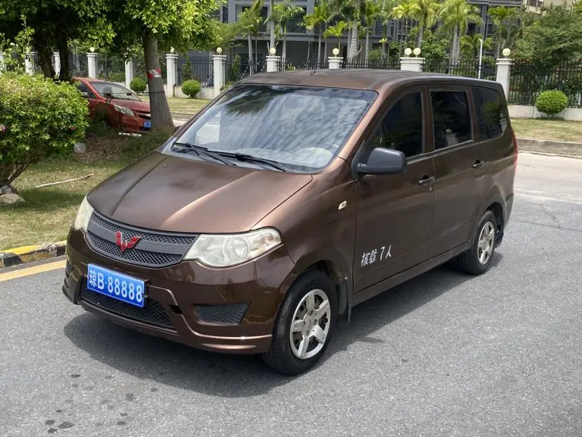 Wuling Hongguang 2015 1.2L S basic model National IV
