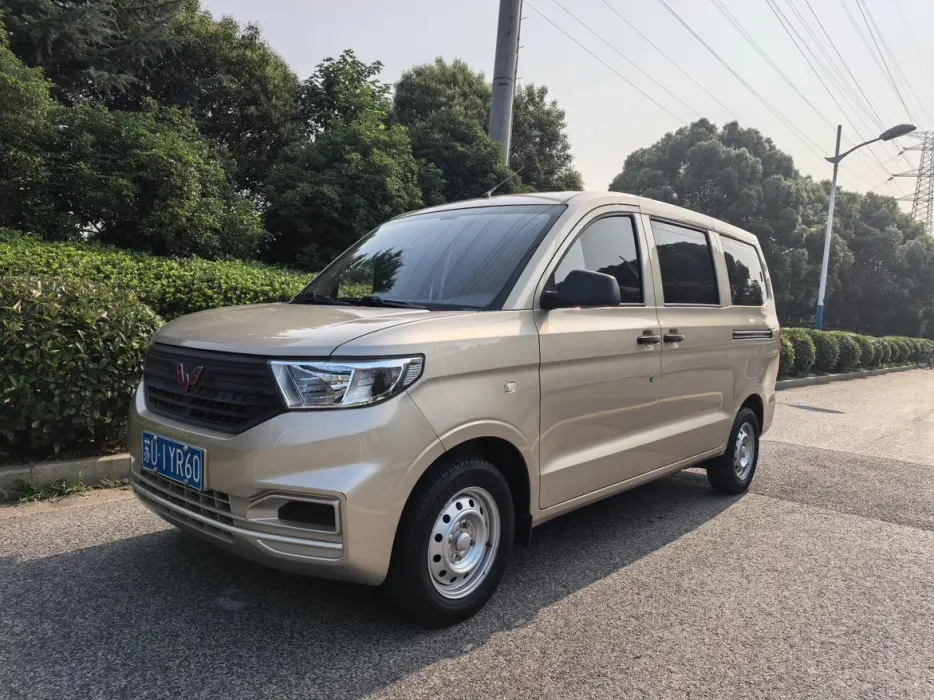 Wuling Hongguang V 2022 1.5L Jinchue version electric power assist