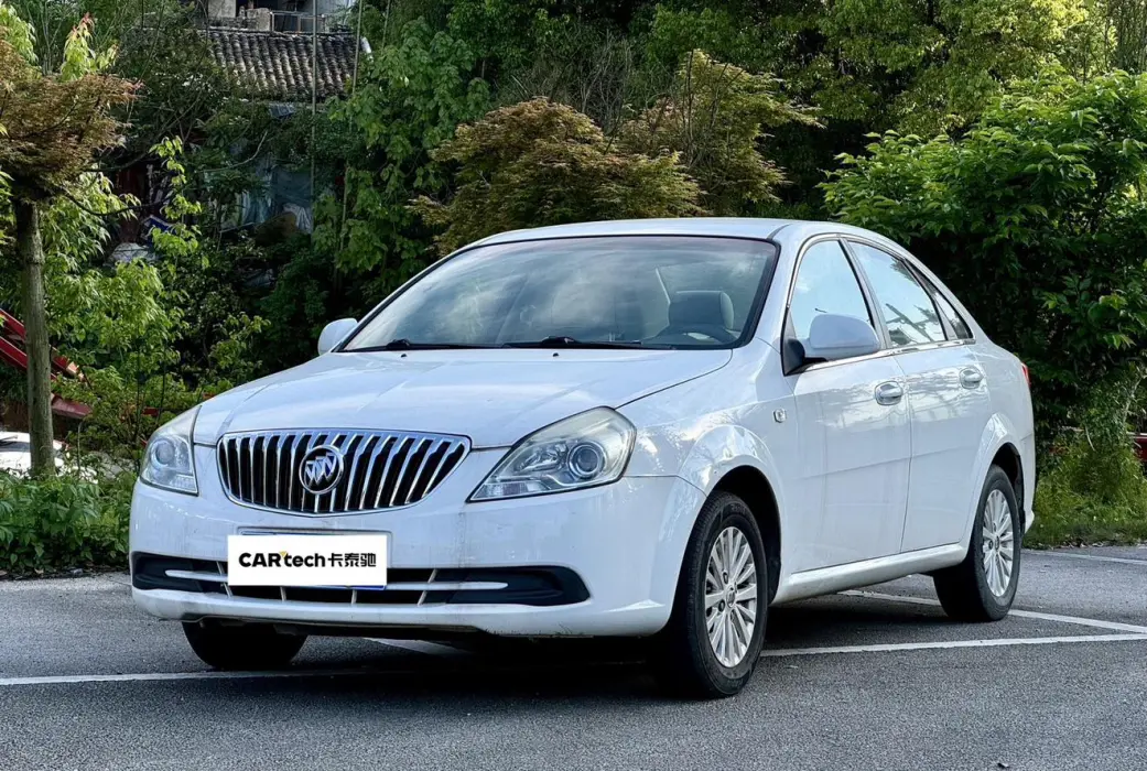 Excelle 2015 1.5L automatic classic