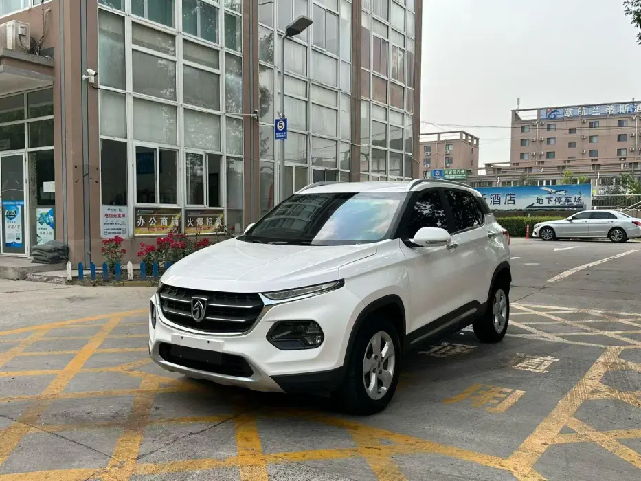 Baojun 510 2017 1.5L automatic fashion model