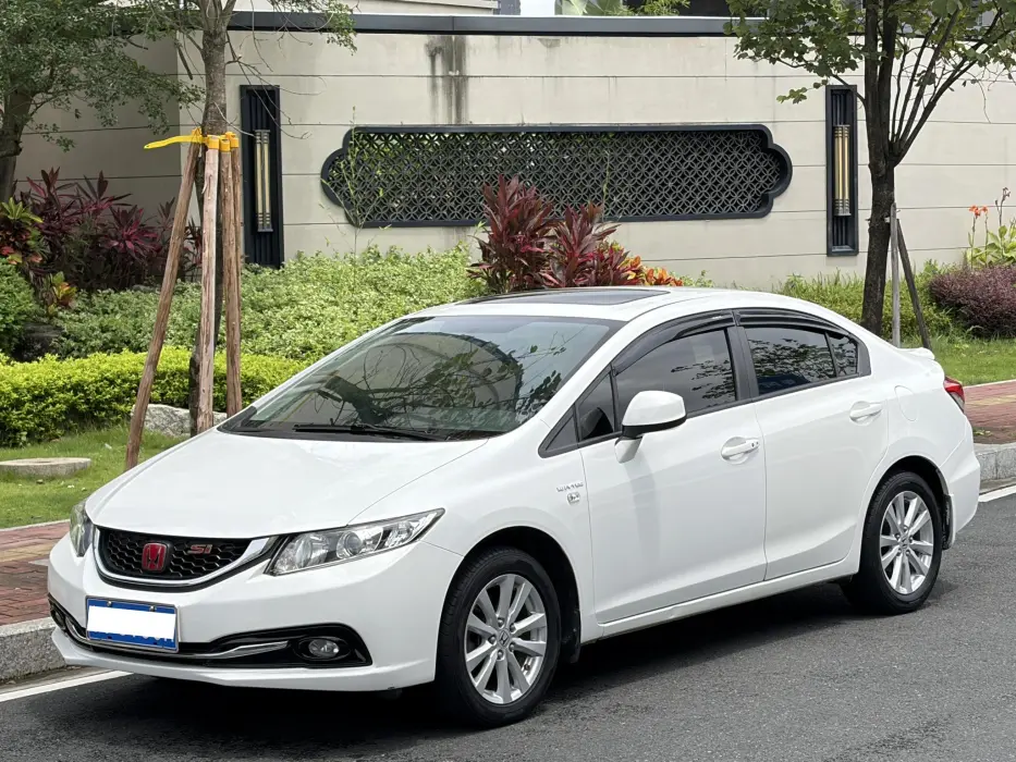 Civic 2016 1.8L automatic comfort version
