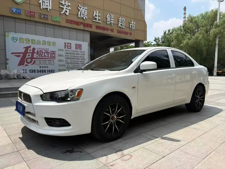 Yishen 2013 Fashion Edition 1.8L CVT Comfort Type