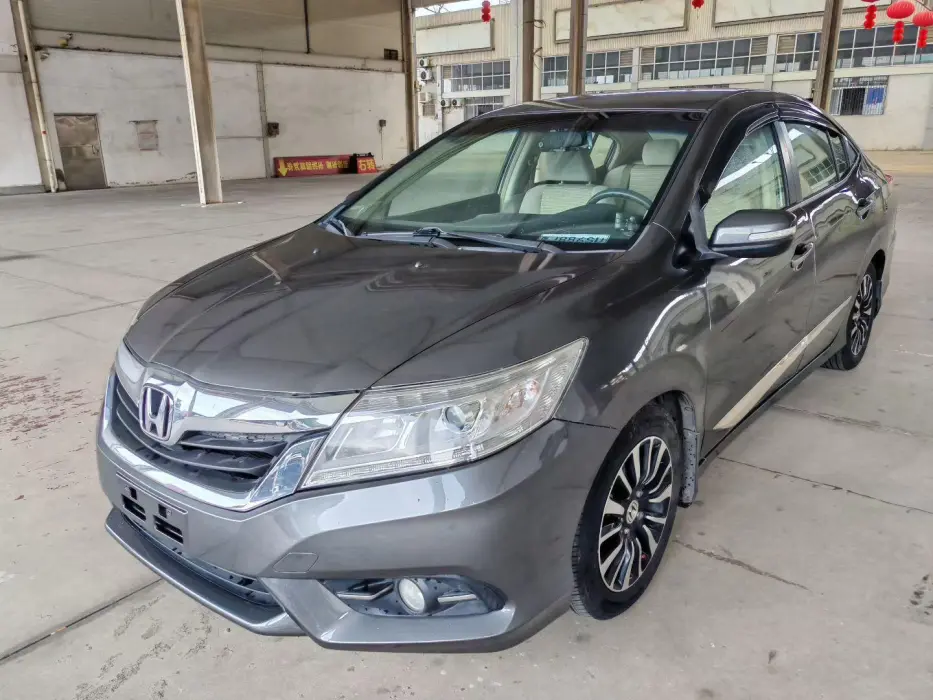 Lingpai 2013 1.8L automatic flagship version