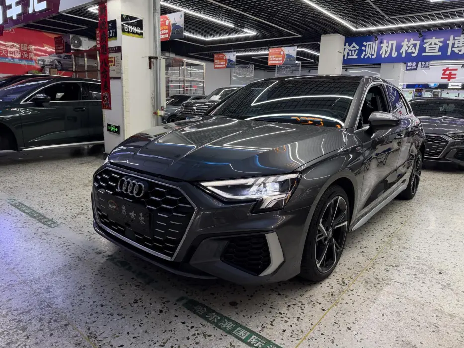 Audi A3 2023 facelift Sportback 35 TFSI stylish and sporty
