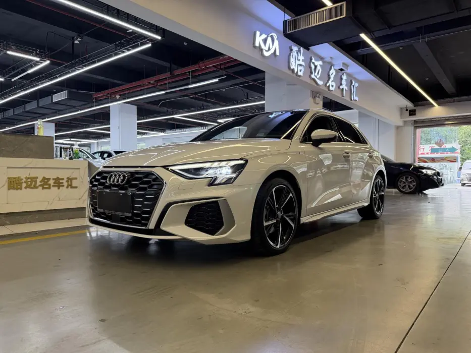 Audi A3 2024 Sportback 35 TFSI stylish and sporty