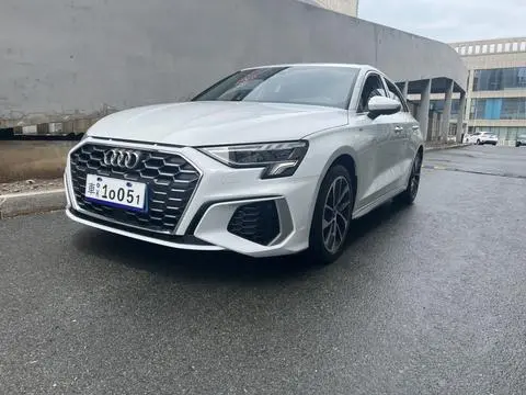 Audi A3 2022 Sportback 35 TFSI aggressive sports model