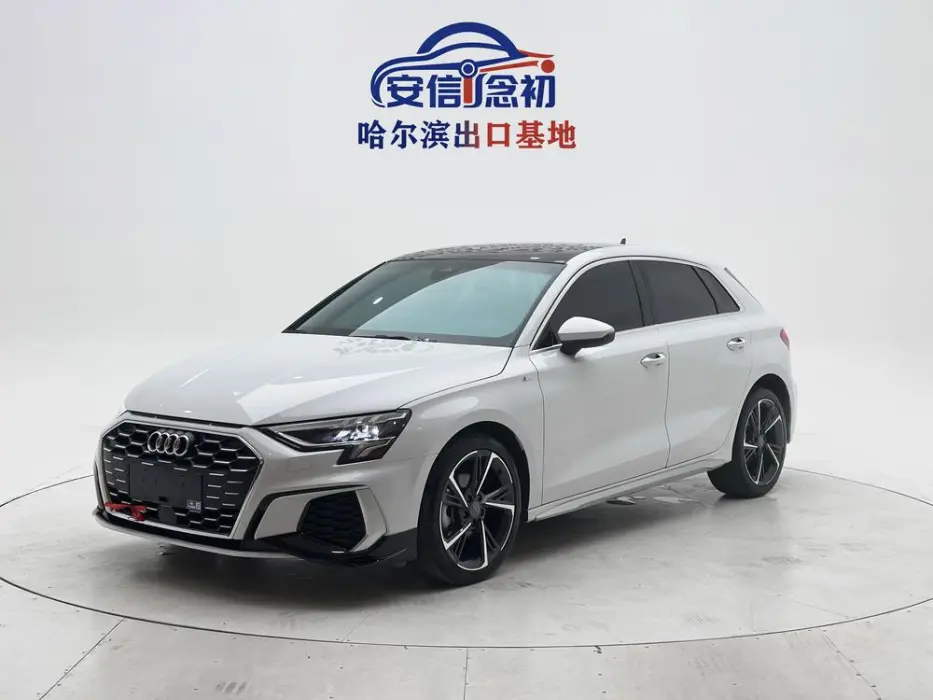 Audi A3 2021 Sportback 35 TFSI stylish and sporty