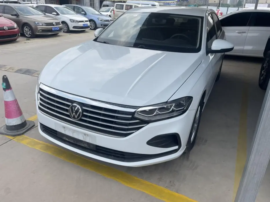 Lavida 2023 1.5L automatic Deyi version