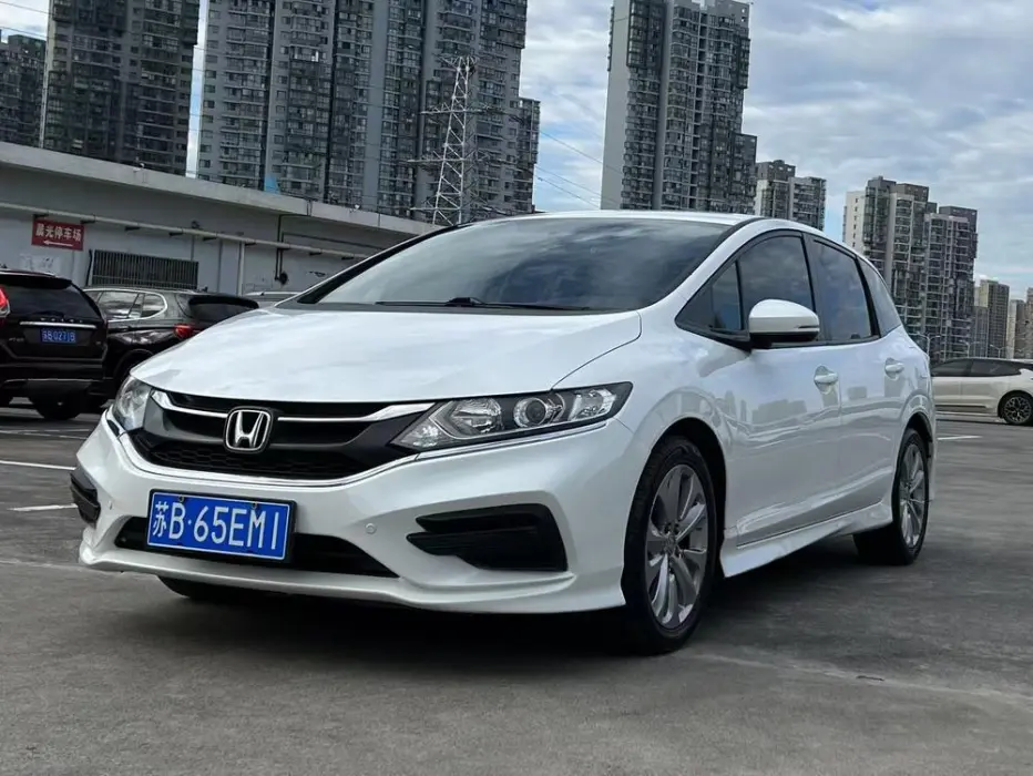 Jade 2017 1.8L automatic classic version 5 seats