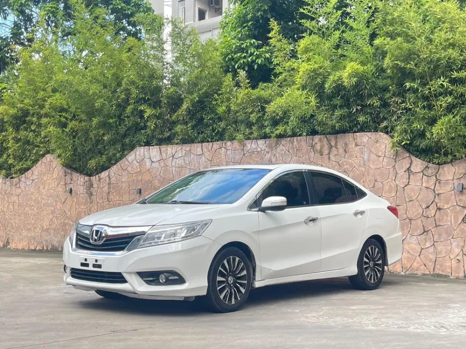 Lingpai 2015 1.8L automatic luxury version