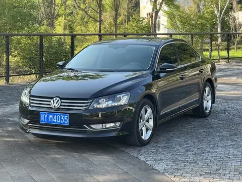 Passat 2013 1.8TSI DSG Royal Edition