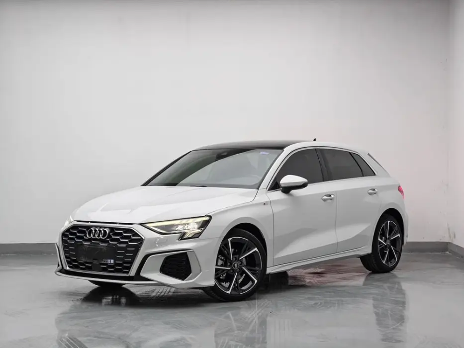 Audi A3 2023 Sportback 35 TFSI stylish and sporty