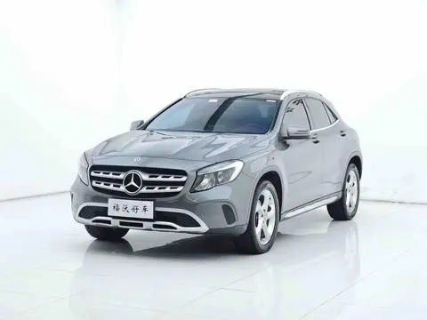 Mercedes-BenzGLA 2018 GLA 200 Dynamic