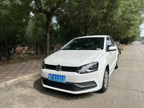 Polo 2016 1.4L automatic fashion model