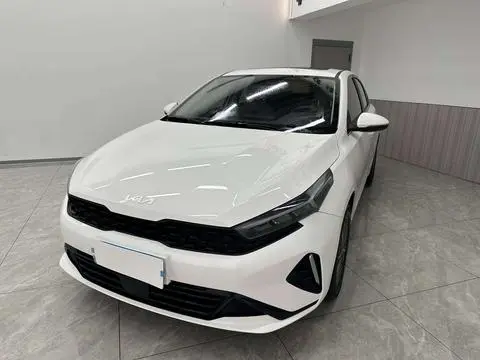 Kia K3 2023 1.5L IVT Deluxe Edition