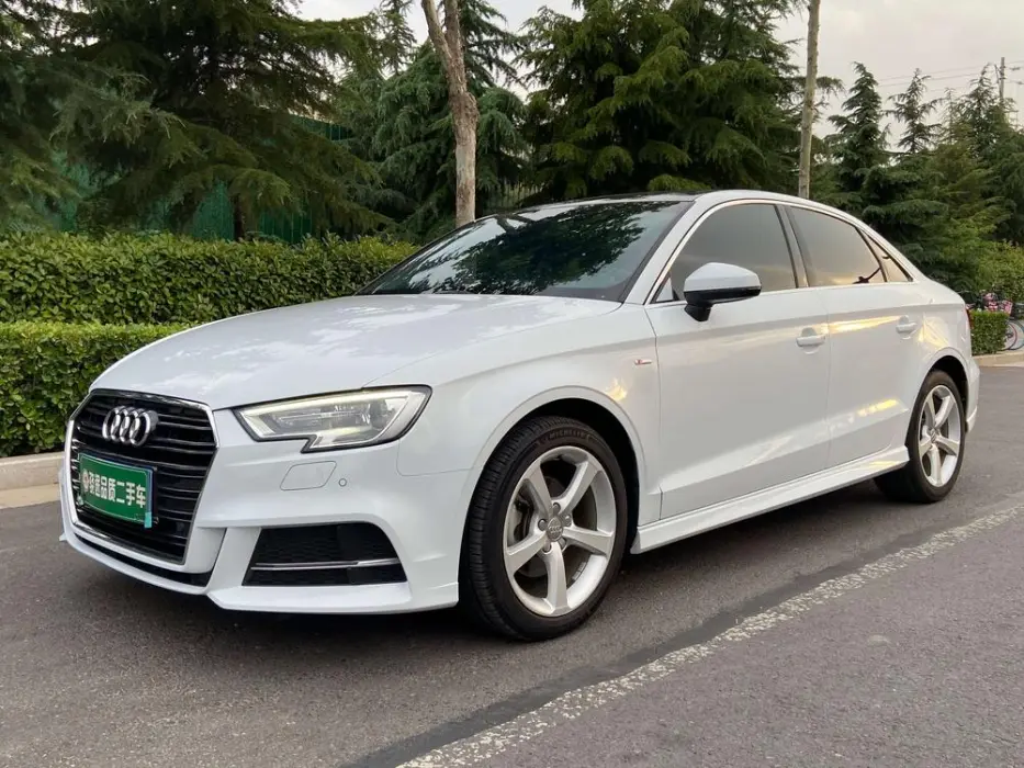 Audi A3 2017 Limousine 35 TFSI Fashion