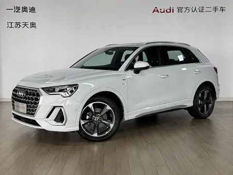 Audi Q3 2024 35 TFSI Fashionable and Dynamic
