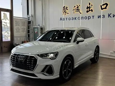 Audi Q3 2023 35 TFSI Fashionable and Dynamic