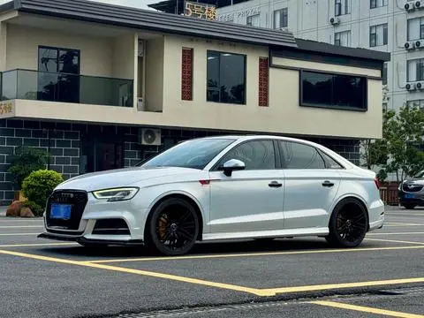 Audi A3 2018 30th Anniversary Limousine 35 TFSI Sports