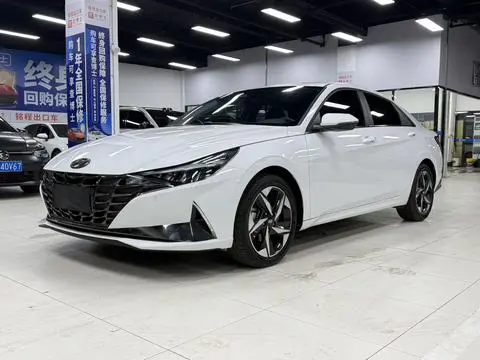 Elantra 2022 1.5L CVT LUX Premium Edition