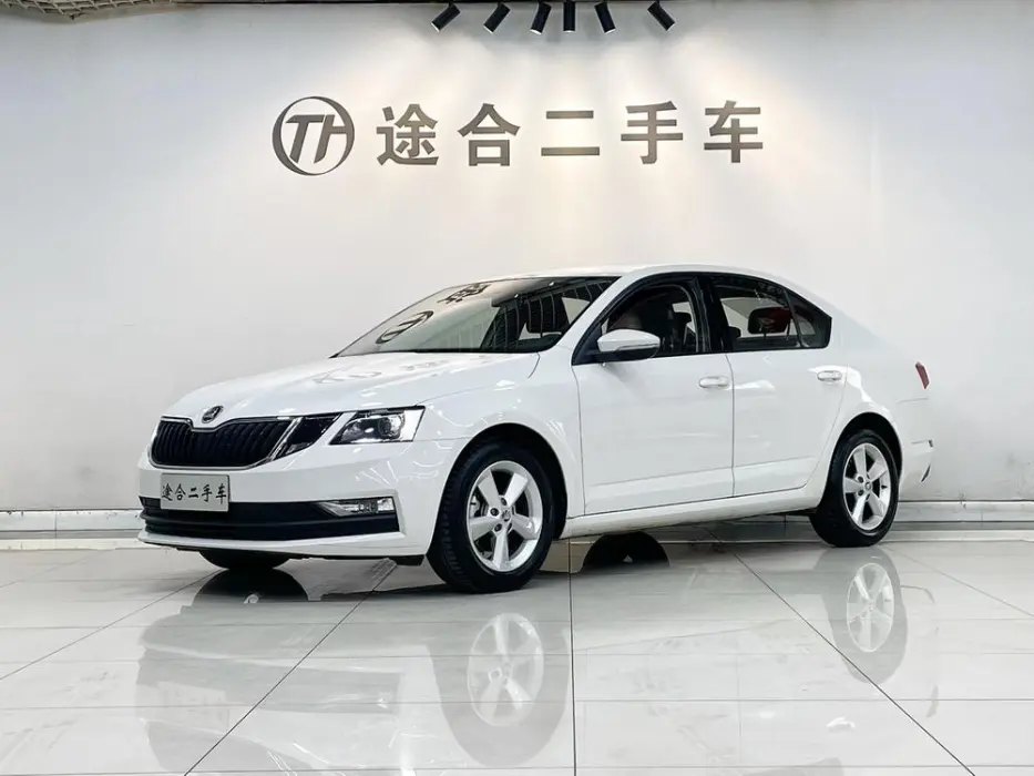 Octavia 2019 1.5L manual standard version National VI