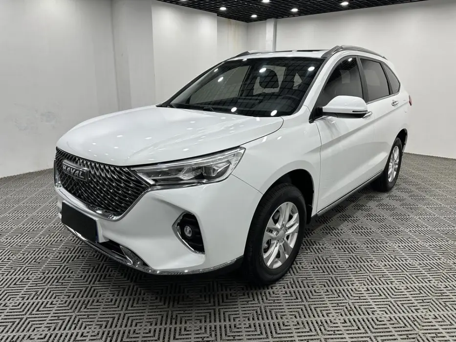 Haval M6 2021 PLUS 1.5T manual luxury smart connected model