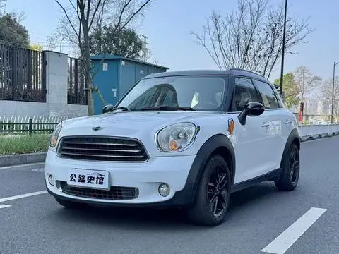 MINI COUNTRYMAN 2014 1.6L COOPER Fun