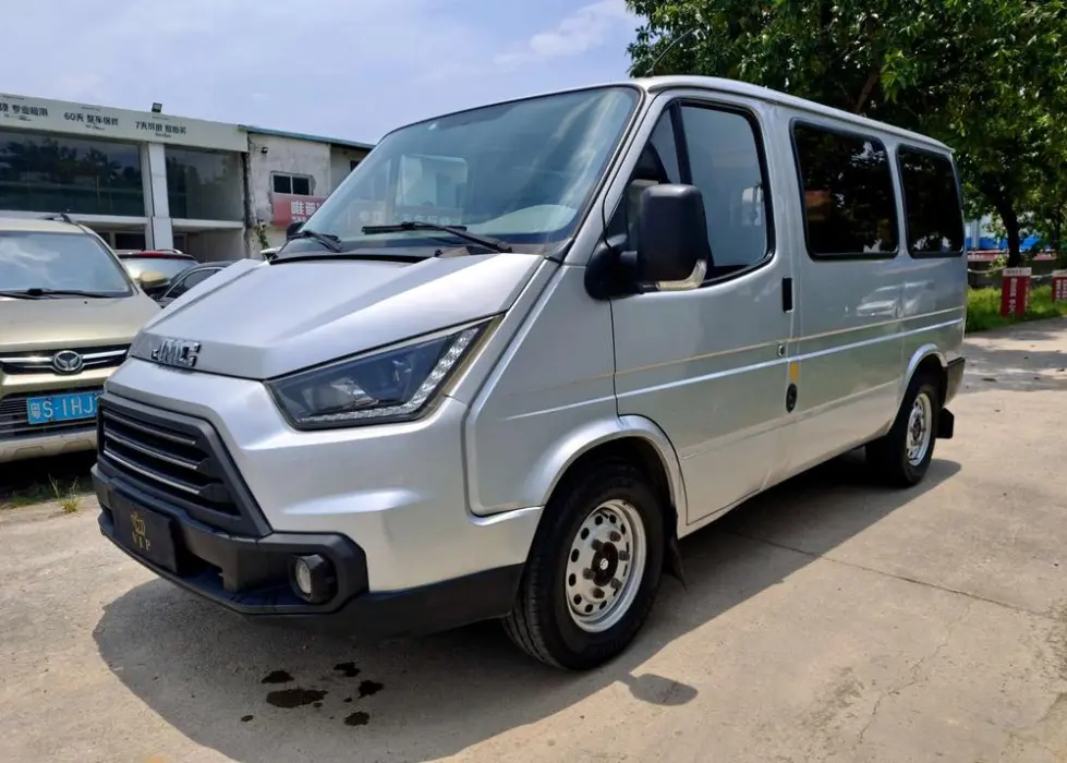 Teshun 2019 2.8T commercial short-axle low-roof 6-seater National VI JX493