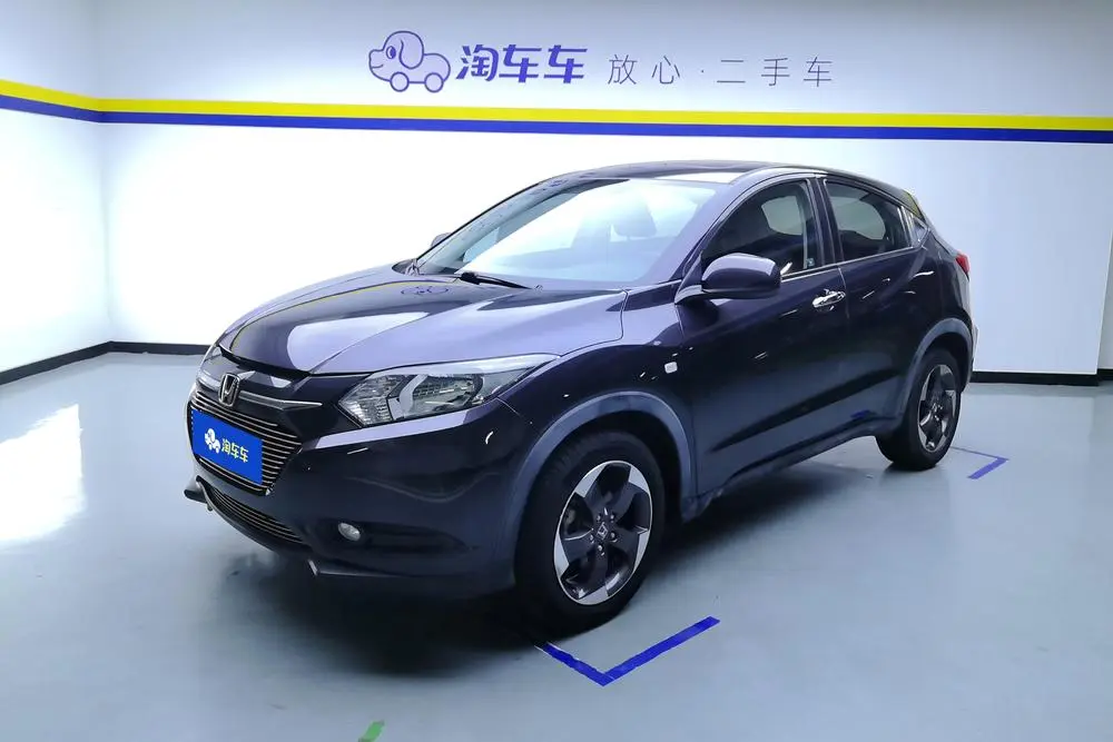 Binzhi 2016 1.8L CVT two-wheel drive Pioneer type