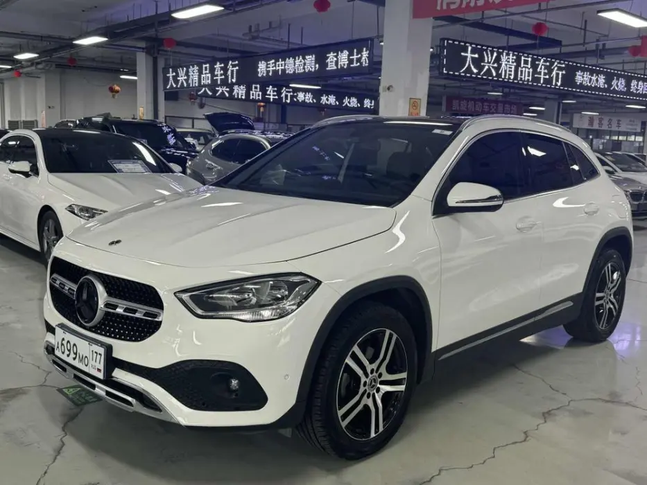Mercedes-BenzGLA 2020 GLA 180