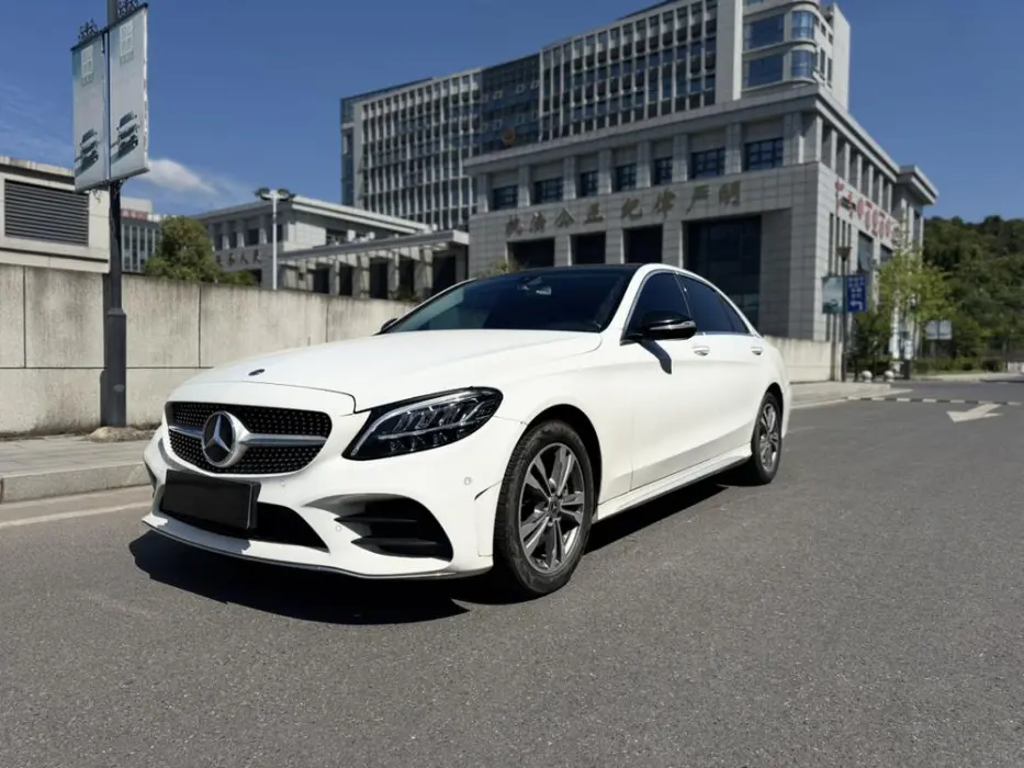 Mercedes-Benz C-Class 2019 C 180 L Fashionable Sports Edition