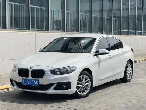 BMW 1 Series 2018 118i Fashion Model