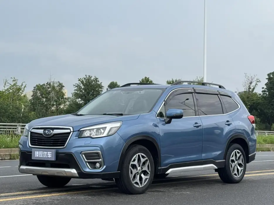 FORESTER 2019 2.0i Deluxe Edition EyeSight