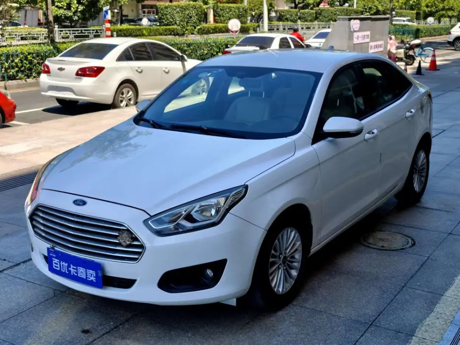 Forex 2015 1.5L automatic comfort model
