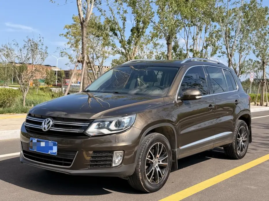 Tiguan 2015 1.8TSI automatic two-wheel drive luxury model