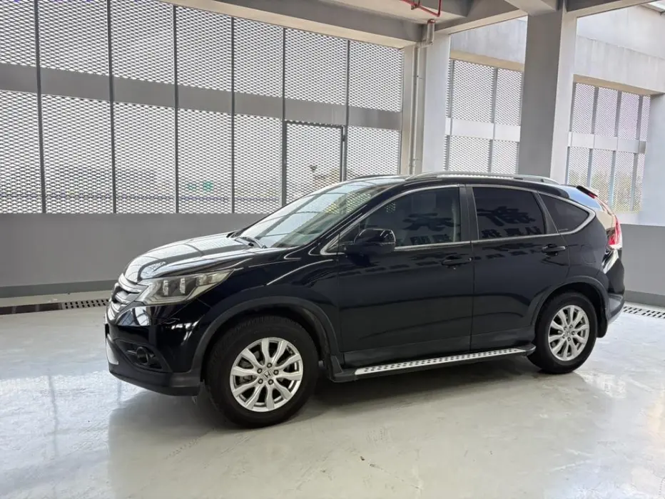 Honda CR-V 2013 2.0L two-wheel drive classic version