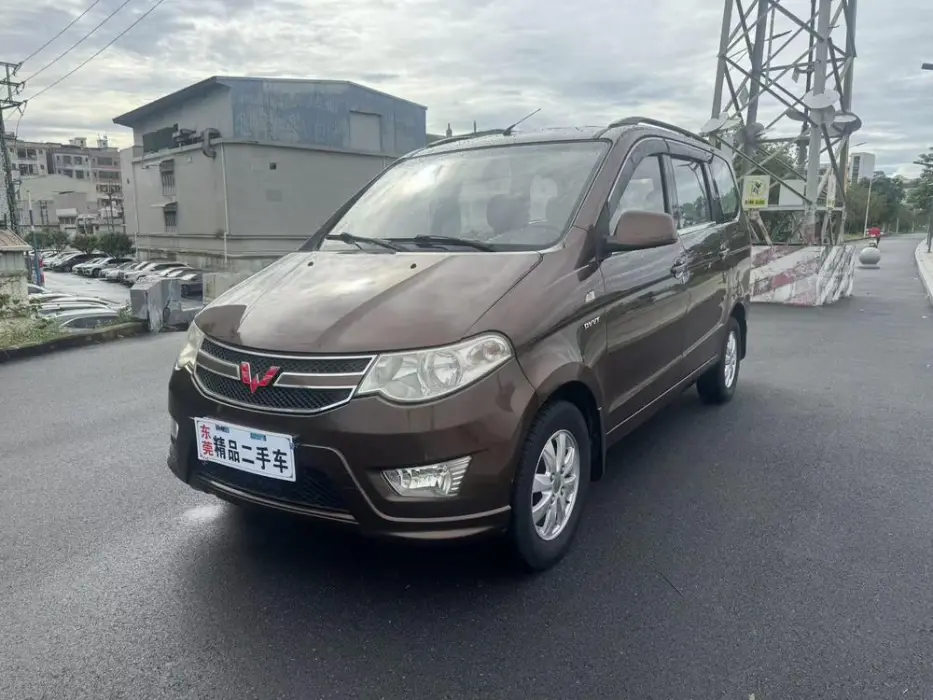 Wuling Hongguang 2016 1.5L S comfort model