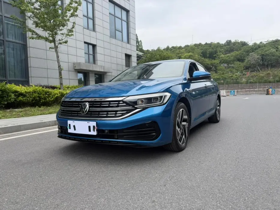 Sagitar 2023 300TSI DSG Super Edition