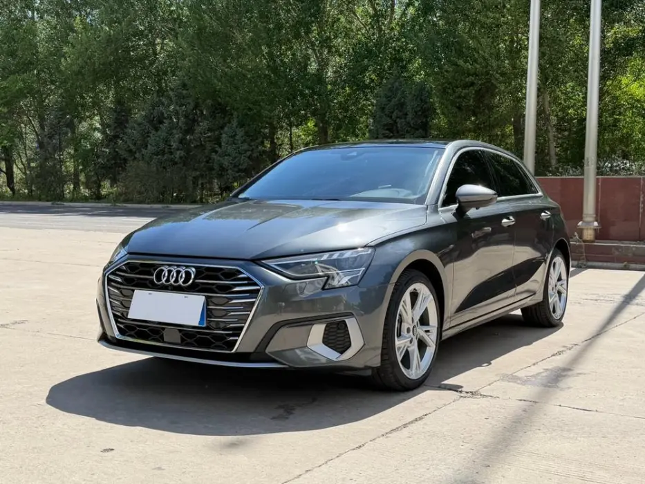 Audi A3 2023 facelift Sportback 35 TFSI stylish and sporty