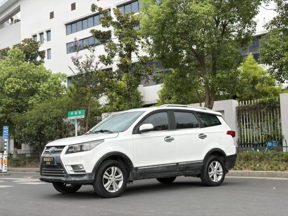 BAIC Huansu S3 2016 S3L 1.5L manual premium model