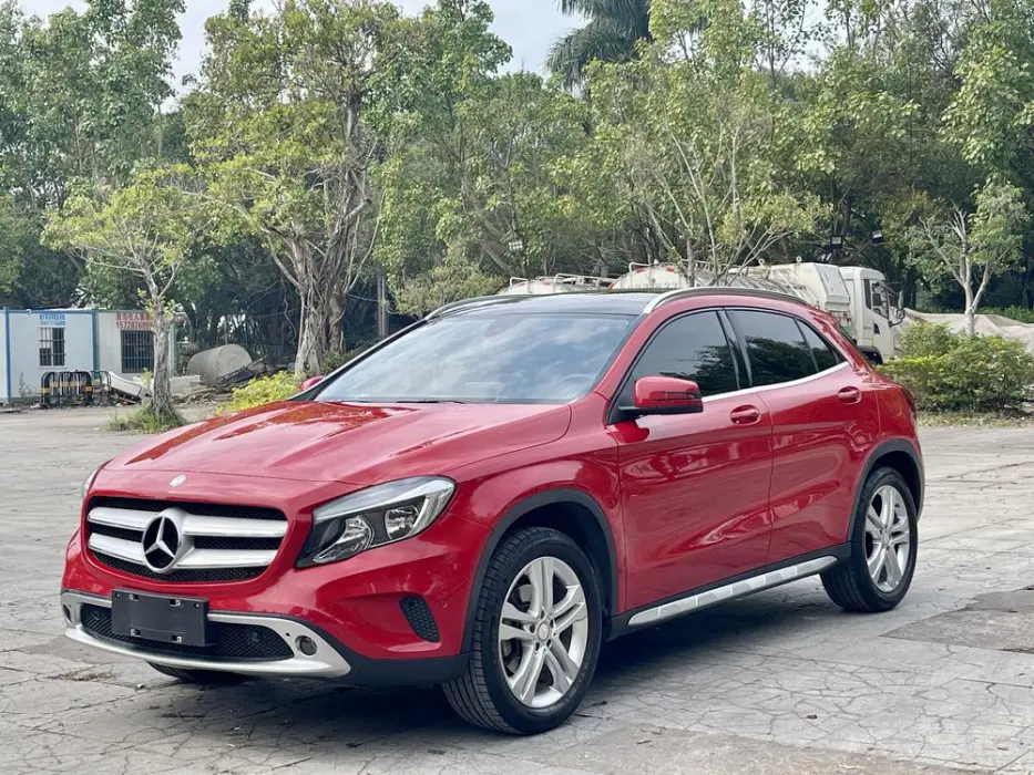 Mercedes-BenzGLA 2016 GLA 200 Dynamic