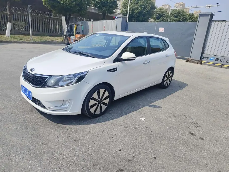 Kia K2 2015 Hatchback 1.6L AT Premium