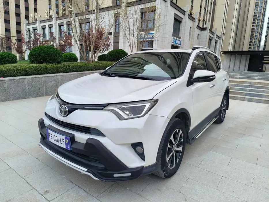 RAV4 Rongfang 2019 2.0L CVT two-wheel drive Pioneer Edition National V